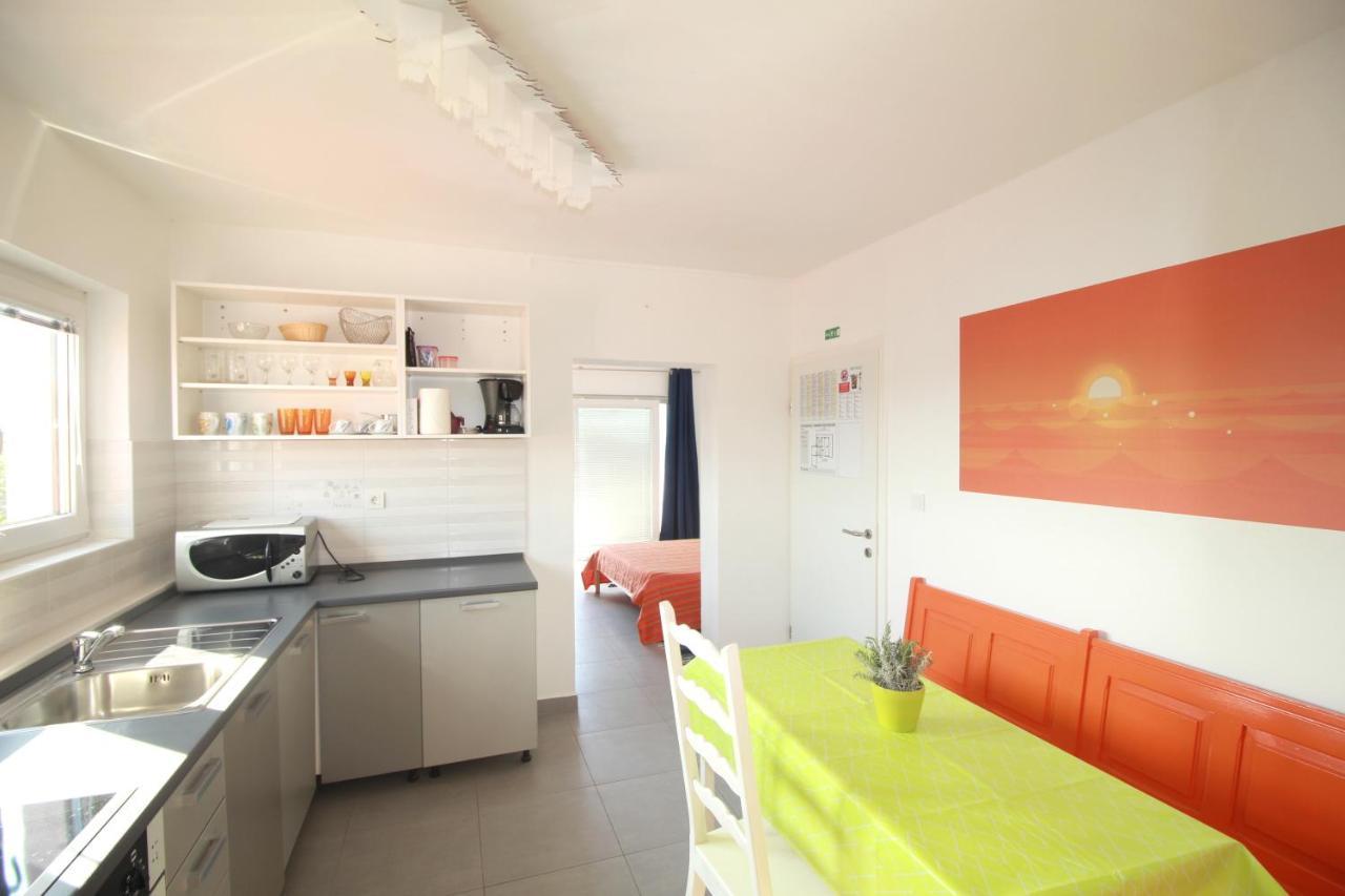 Apartmani Zem, Krk Krk Town Exterior foto